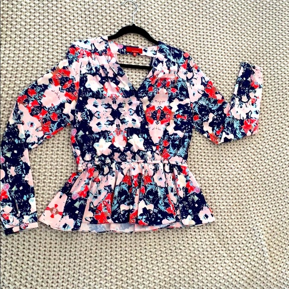 Blouse - Picture 1 of 2